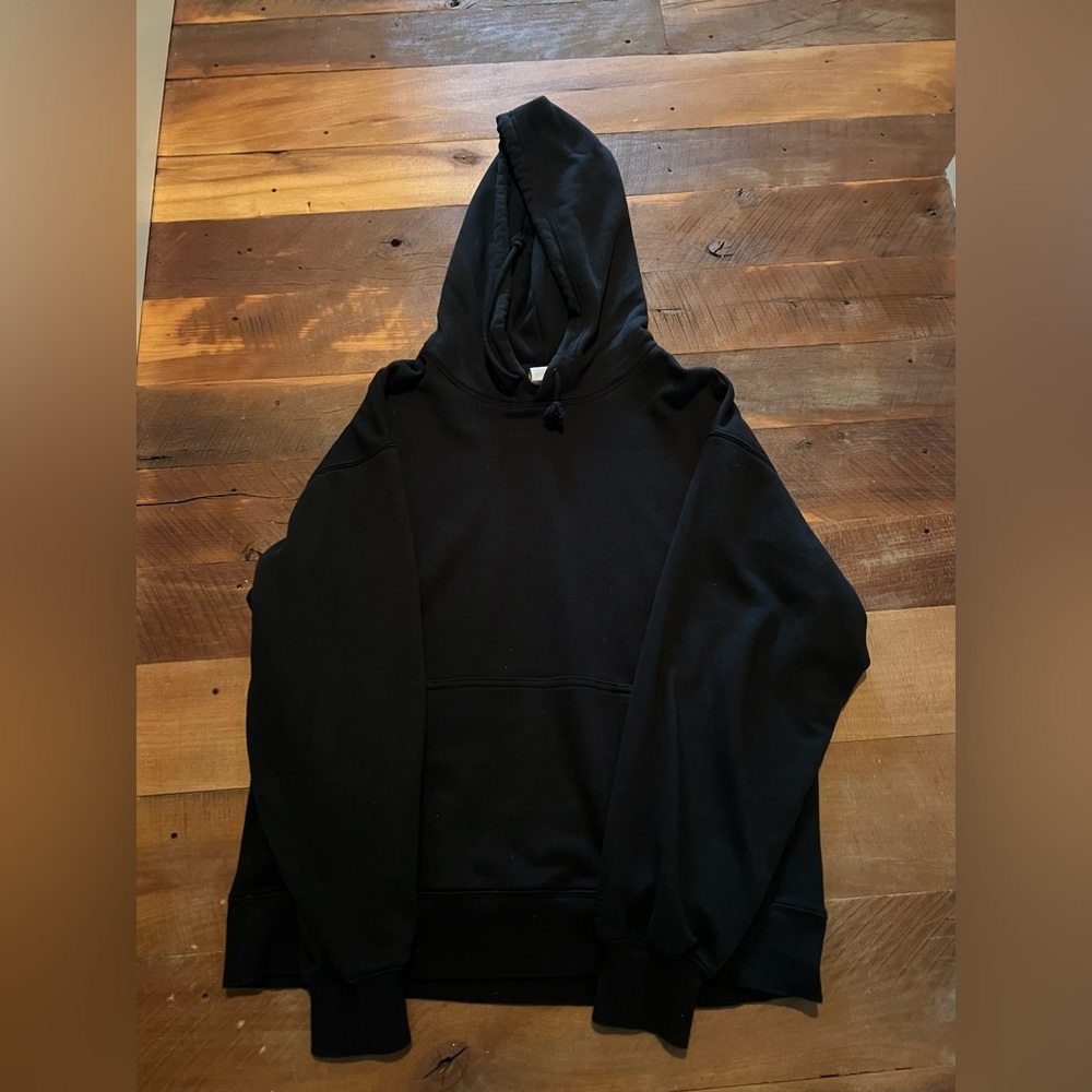 Aritzia AiryAF Hoodie